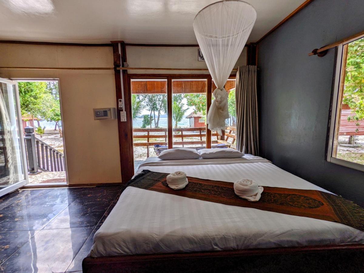 Hotel Pura 3*